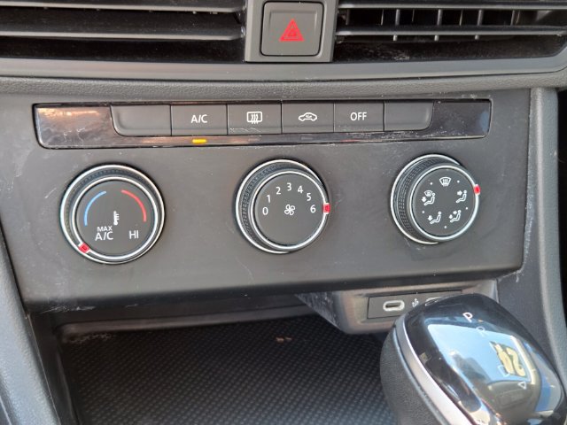 Certified 2024 Volkswagen Jetta S FWD image 22