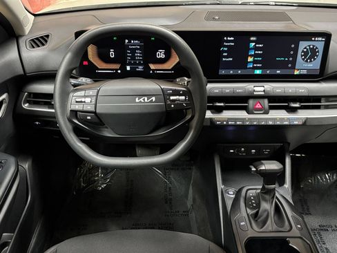 Used 2026 Kia K4 FWD image 33