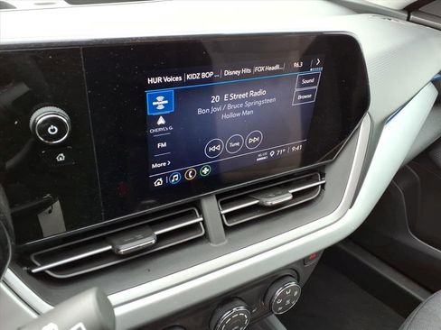 Certified 2024 Chevrolet Trax LS w/ LS Convenience Package image 22