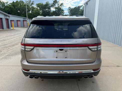 Used 2020 Lincoln Aviator Reserve w/ Equipment Group 201A AWD/4WD image 9