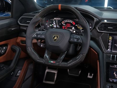 Used 2023 Lamborghini Urus S AWD/4WD image 43