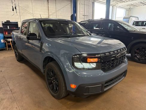 Used 2024 Ford Maverick XLT w/ XLT Luxury Package AWD/4WD image 3