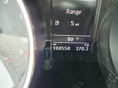 Used 2017 Volkswagen Jetta SE FWD image 22