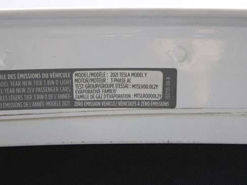 Used 2021 Tesla Model Y Long Range image 33