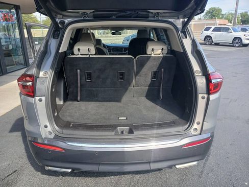 Used 2019 Buick Enclave Essence FWD image 8