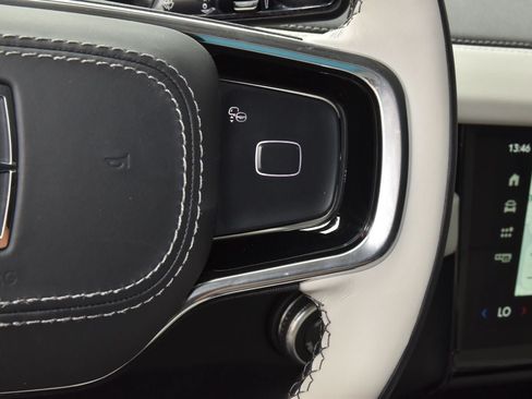 New 2026 Lincoln Navigator Reserve w/ Jet Appearance Package AWD/4WD image 25
