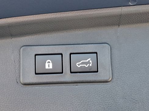 Certified 2025 Subaru Outback Limited image 47