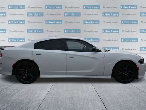 Used 2022 Dodge Charger R/T w/ Blacktop Package image 4