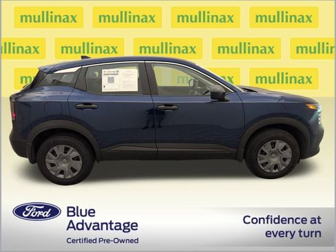 Used 2025 Nissan Kicks S image 2