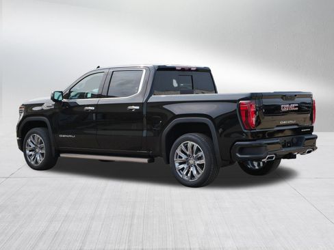 New 2026 GMC Sierra 1500 Denali w/ Denali Reserve Package AWD/4WD image 3