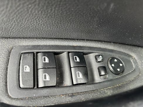Used 2016 BMW X1 xDrive28i AWD/4WD image 15