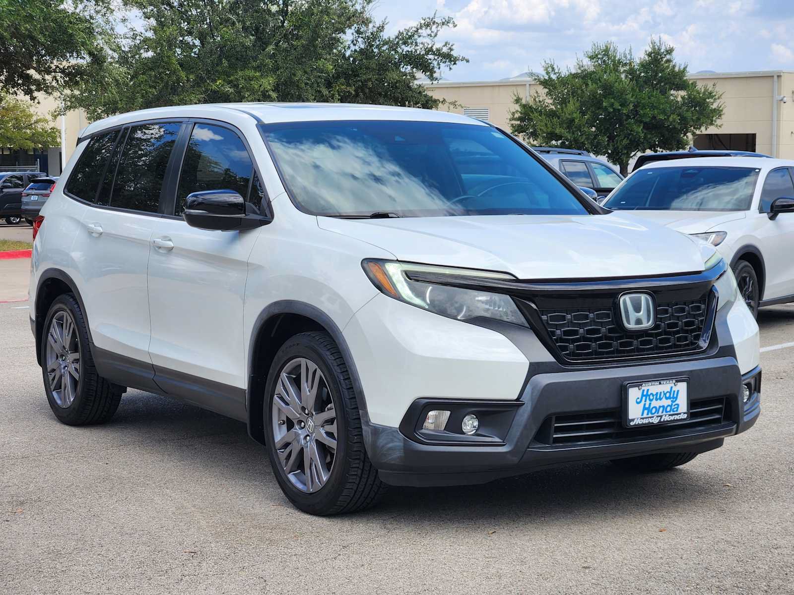 Used 2019 Honda Passport EX-L image 3