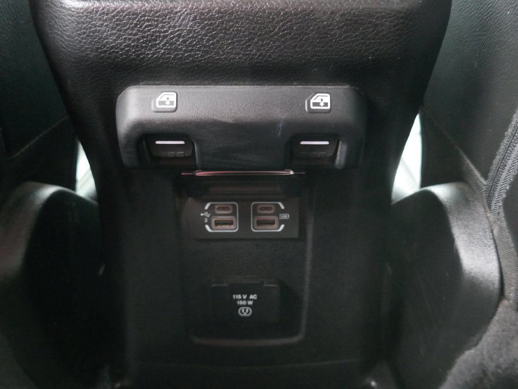 Used 2020 Jeep Wrangler Unlimited Sahara AWD/4WD image 19