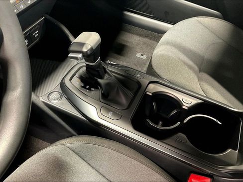 New 2025 Kia K4 LX image 29