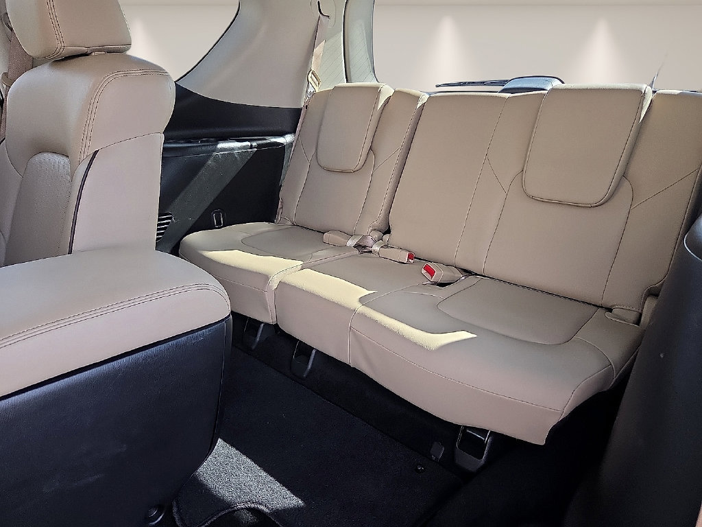 Used 2024 Nissan Armada SL w/ Captain's Chairs Package RWD image 11