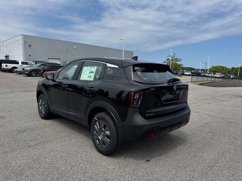 New 2026 Nissan Kicks S FWD image 6