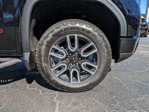 New 2026 GMC Sierra 1500 AT4 w/ AT4 Preferred Package image 11