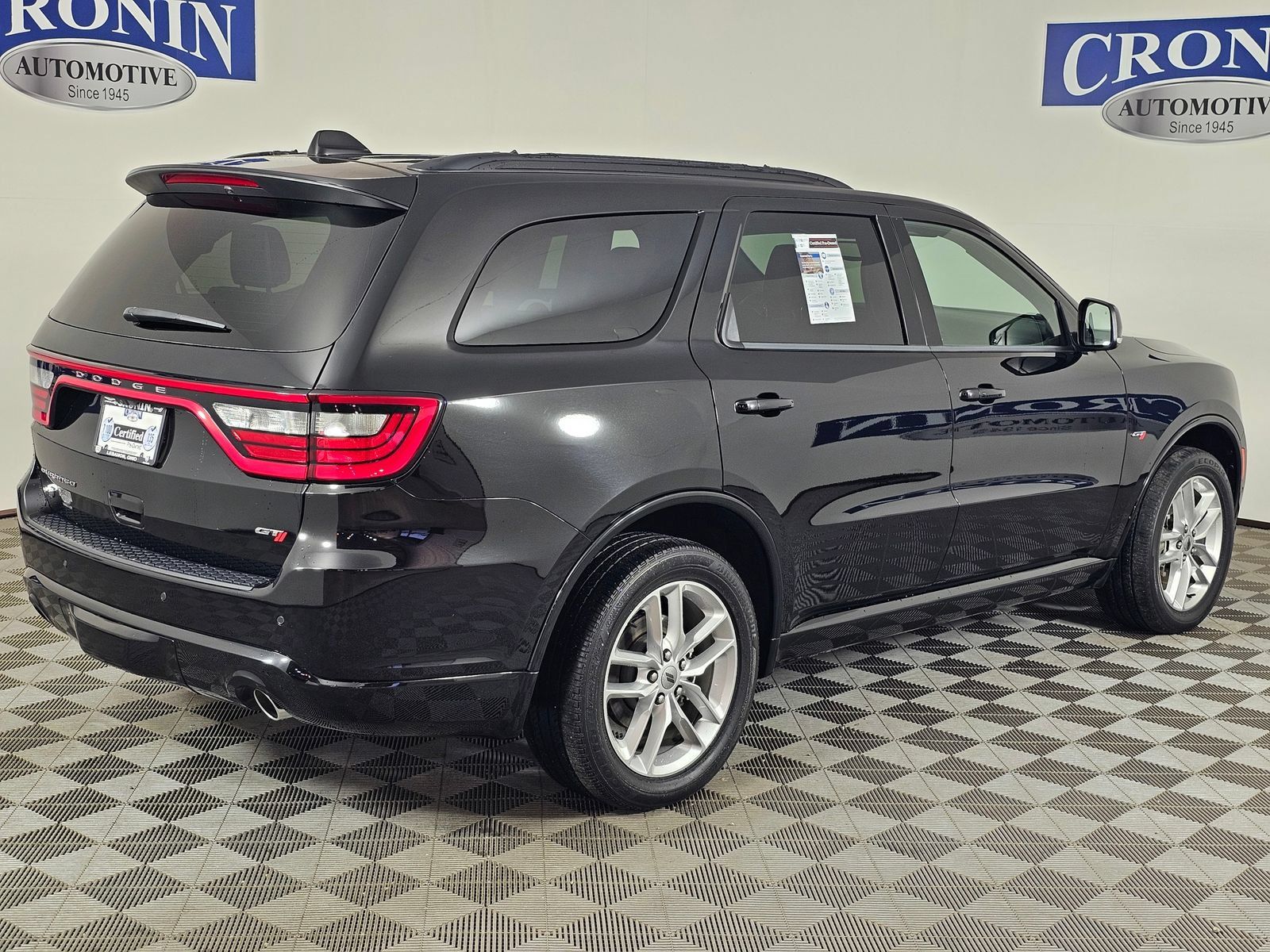 Used 2023 Dodge Durango GT AWD/4WD image 33