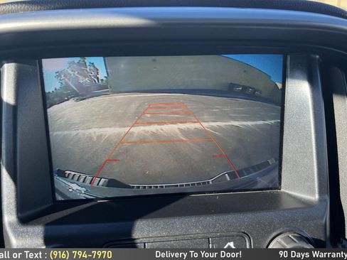 Used 2017 Chevrolet Colorado LT w/ LT Convenience Package image 22