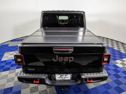 Used 2023 Jeep Gladiator Rubicon w/ LED Lighting Group AWD/4WD image 7