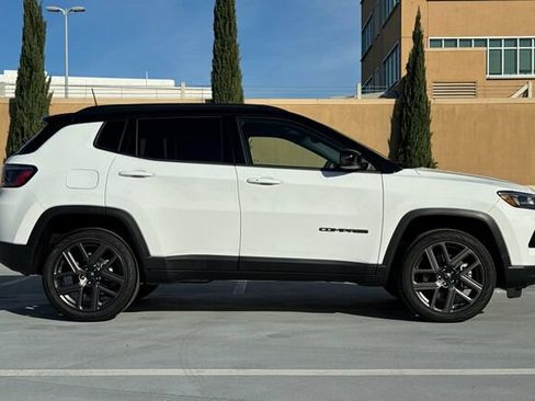 New 2026 Jeep Compass Limited AWD/4WD image 3