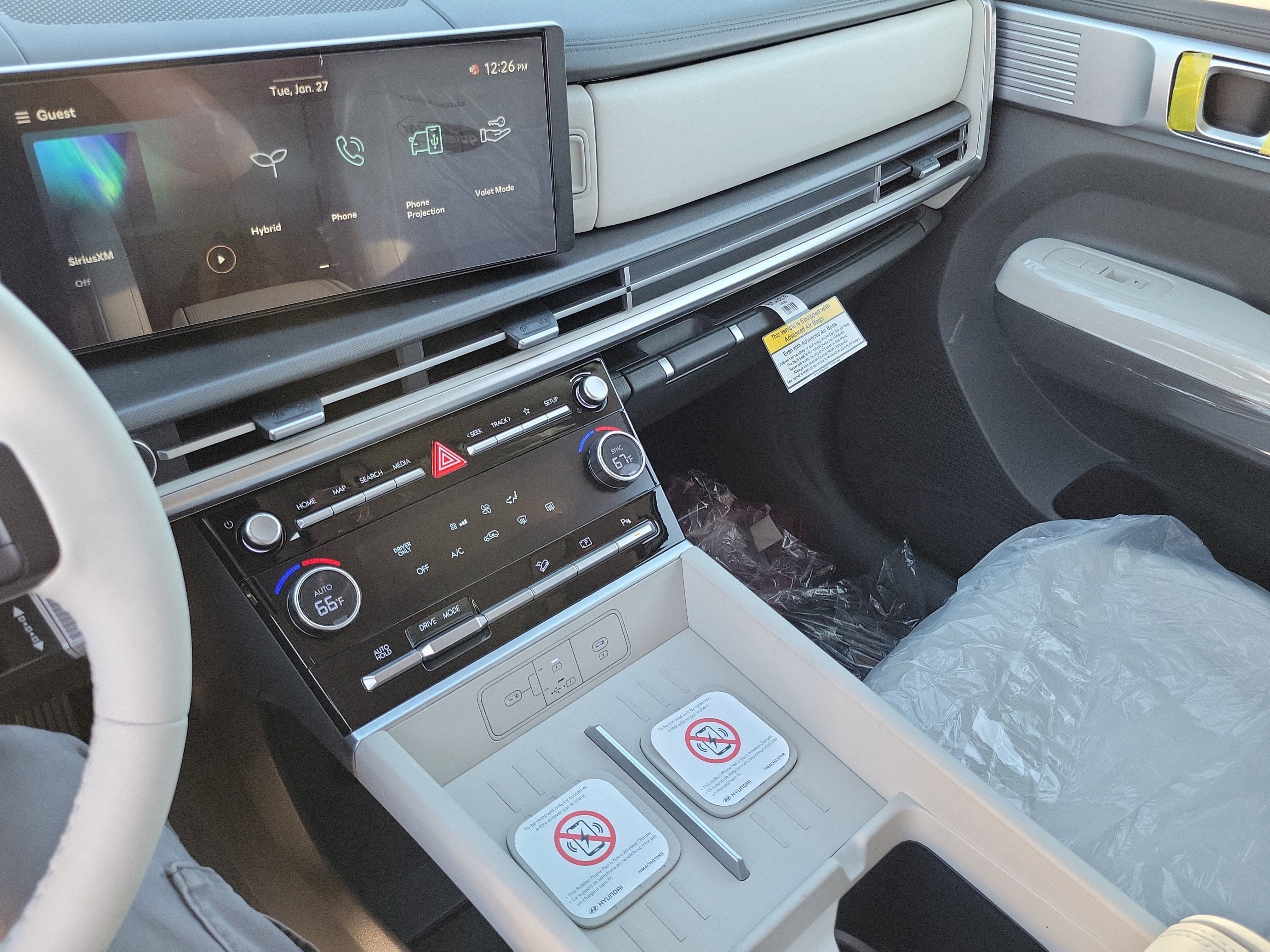 Used 2026 Hyundai Santa Fe SE FWD image 16