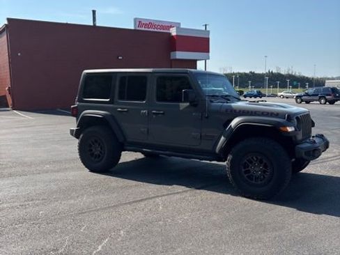 Used 2021 Jeep Wrangler Unlimited Rubicon w/ Xtreme Recon 35" Tire Package image 3