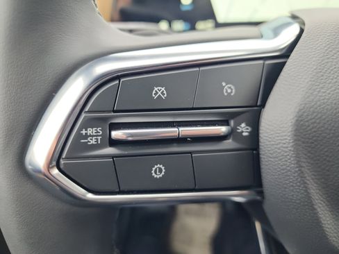 New 2026 Chevrolet Equinox ACTIV w/ Convenience Package III image 21