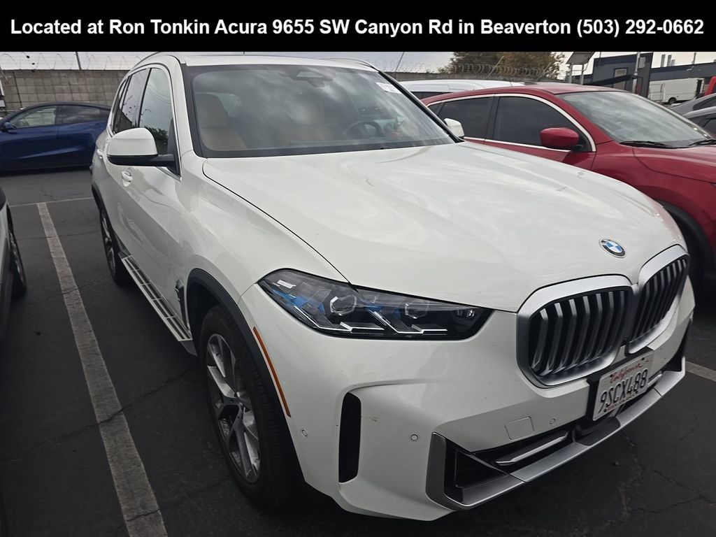 Used 2025 BMW X5 xDrive40i w/ Climate Comfort Package AWD/4WD image 1