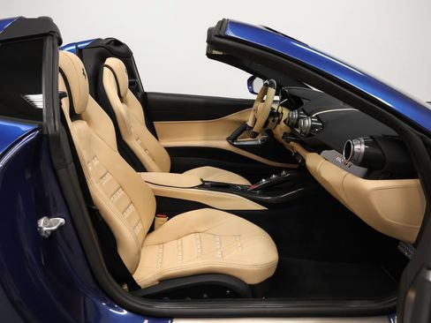 Certified 2021 Ferrari 812 GTS RWD image 25