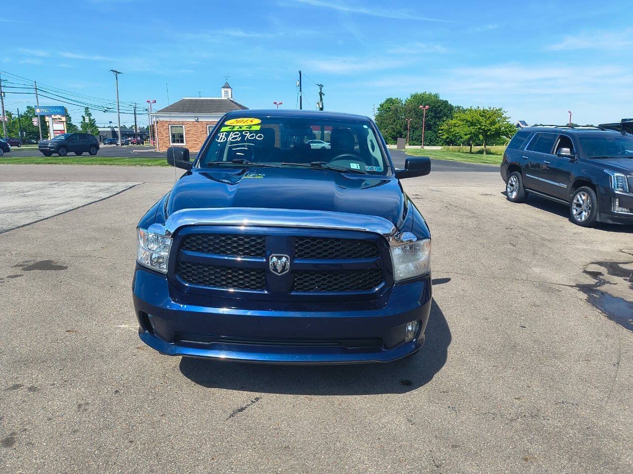 Used 2015 RAM 1500 Express AWD/4WD image 11