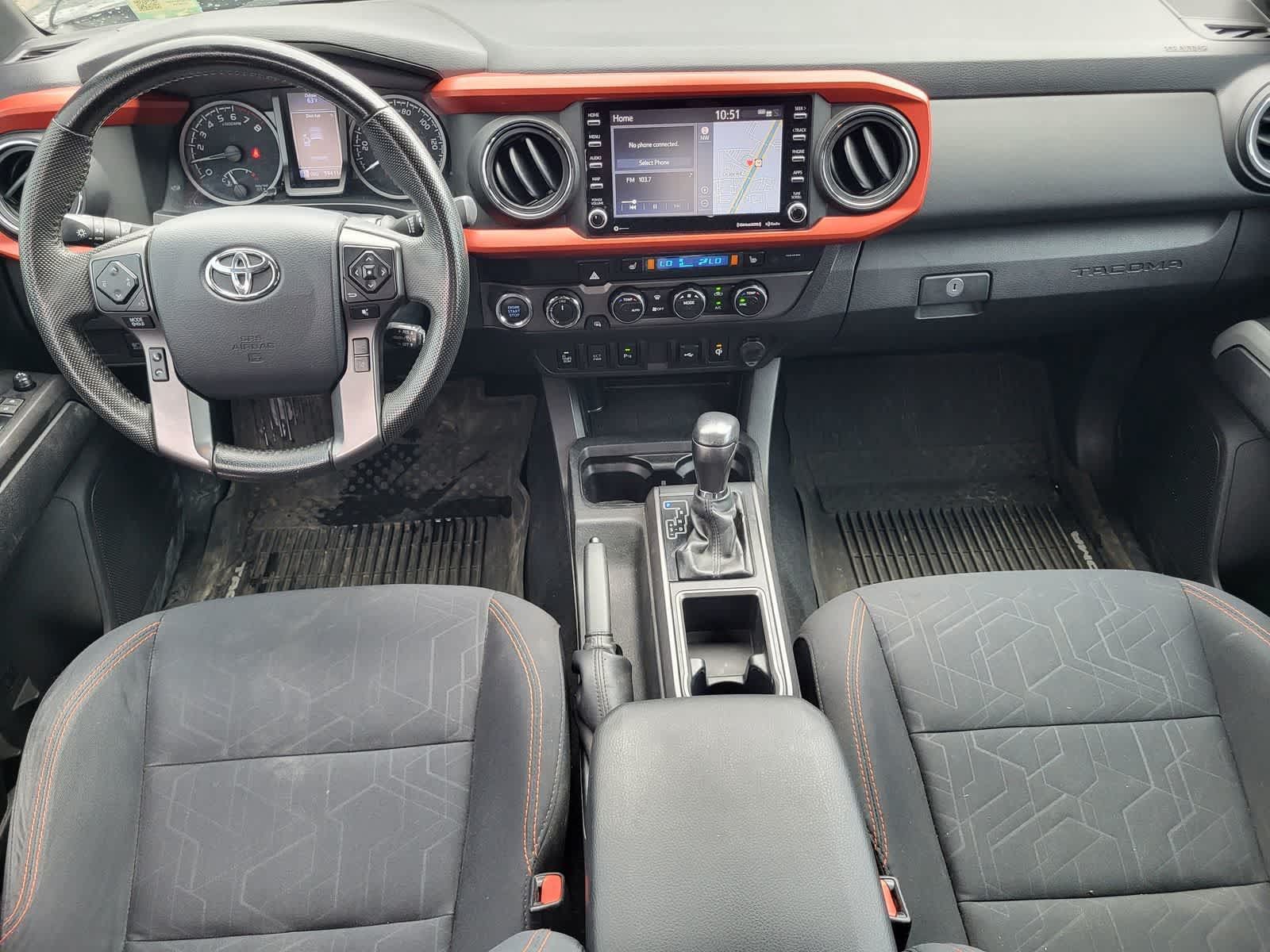 Used 2020 Toyota Tacoma TRD Sport w/ TRD Premium Sport Package AWD/4WD image 27