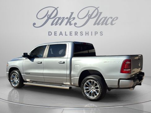 Used 2023 RAM 1500 Laramie AWD/4WD image 3