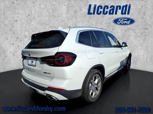 Used 2022 BMW X3 xDrive30i AWD/4WD image 4