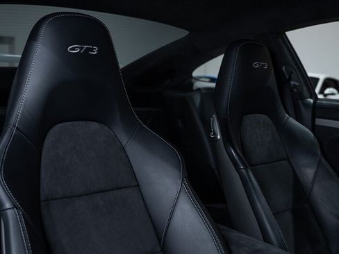Used 2015 Porsche 911 GT3 RWD image 57