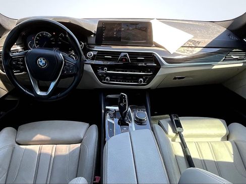 Used 2017 BMW 540i image 16