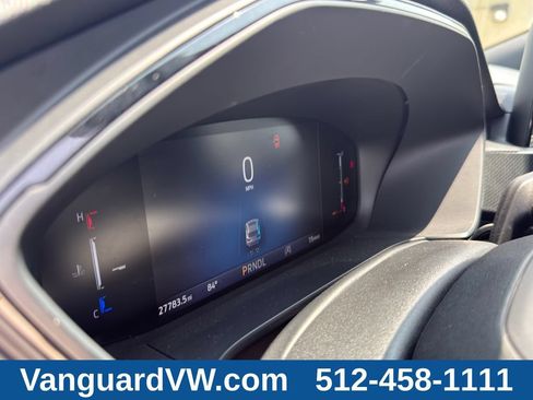 Used 2025 Ford Escape ST-Line Select AWD/4WD image 23