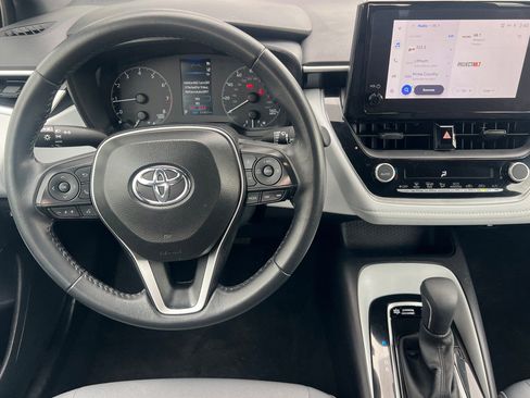 Used 2025 Toyota Corolla SE image 11