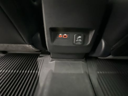 Used 2024 Nissan Frontier PRO-4X w/ Pro Premium Package image 58