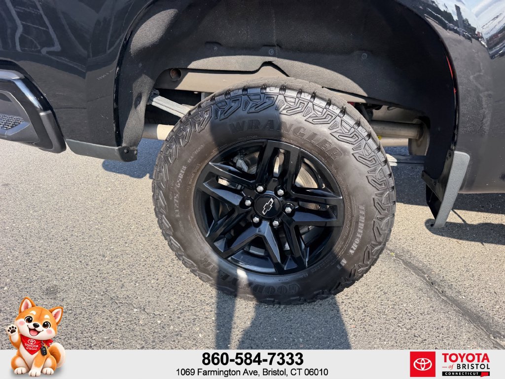 Used 2024 Chevrolet Silverado 1500 LT Trail Boss w/ Protection Package AWD/4WD image 13