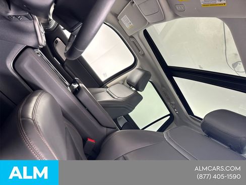 Used 2025 Ford Expedition Max Active AWD/4WD image 38