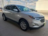Used 2021 Chevrolet Equinox LT w/ Driver Convenience Package image 3