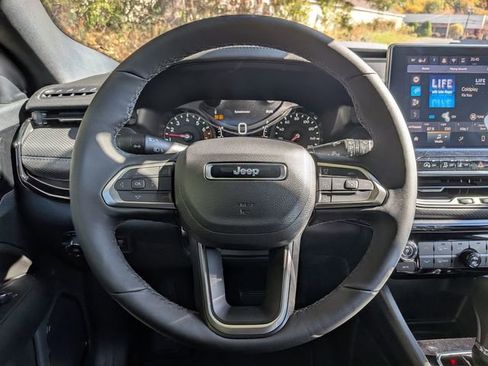 New 2026 Jeep Compass Limited image 12