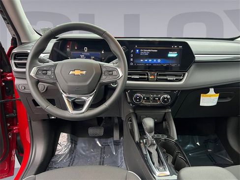 Used 2026 Chevrolet TrailBlazer LT w/ Convenience Package image 12