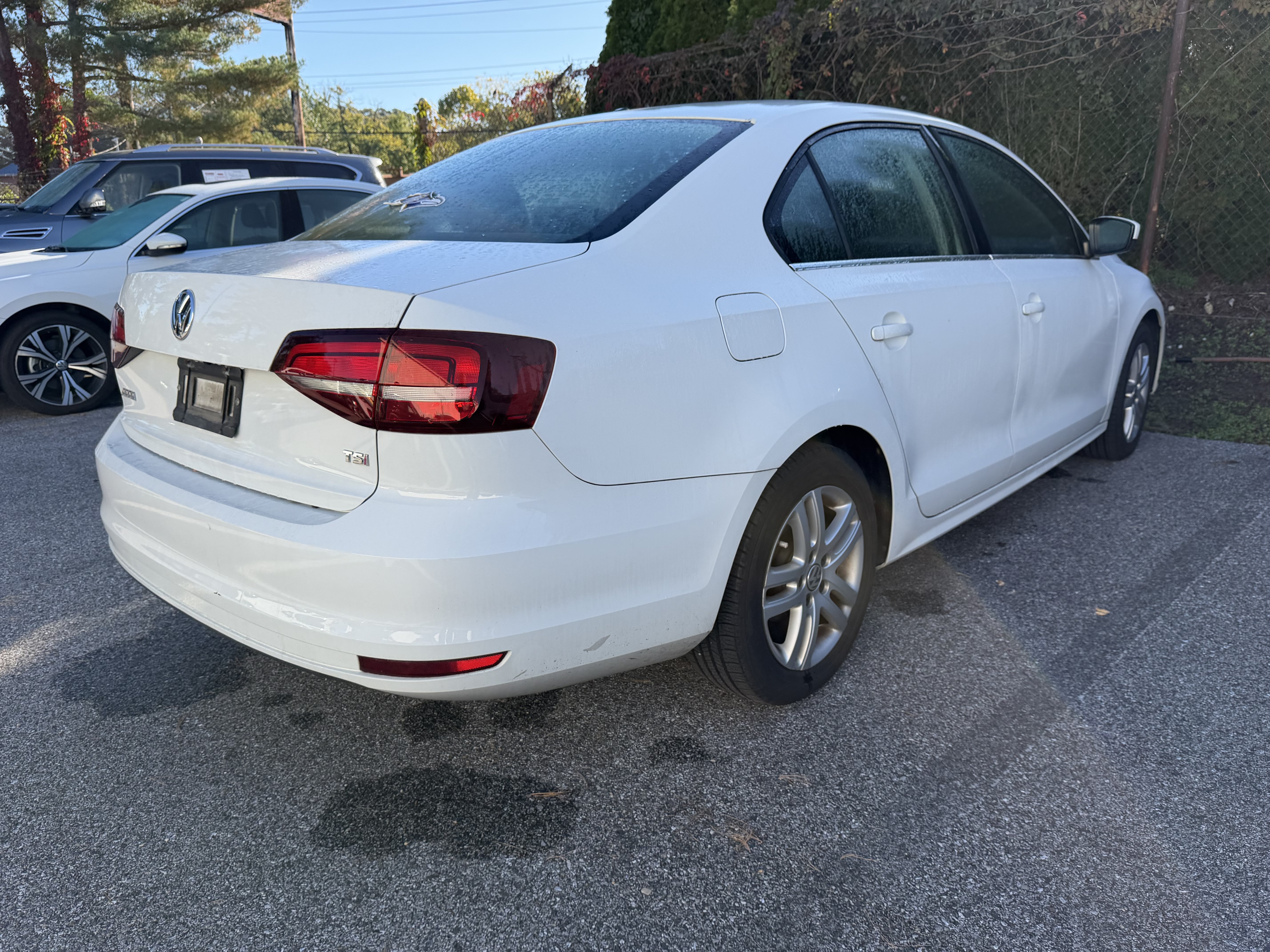Used 2017 Volkswagen Jetta S w/ Jetta S Cold Weather Package FWD image 6
