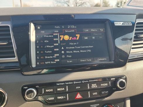 Used 2018 Kia Niro EX w/ EX Premium Package image 23