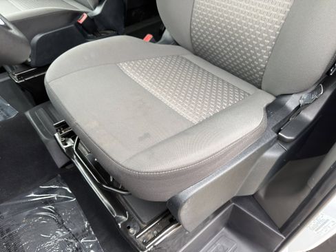 Used 2023 Ford Transit 350 XLT image 11