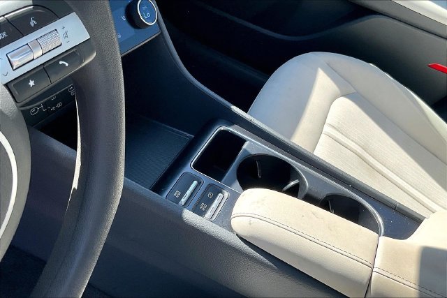 Used 2025 Hyundai Sonata SEL FWD image 17