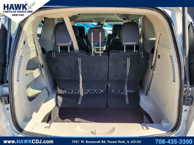 Used 2024 Chrysler Pacifica Touring-L FWD image 25