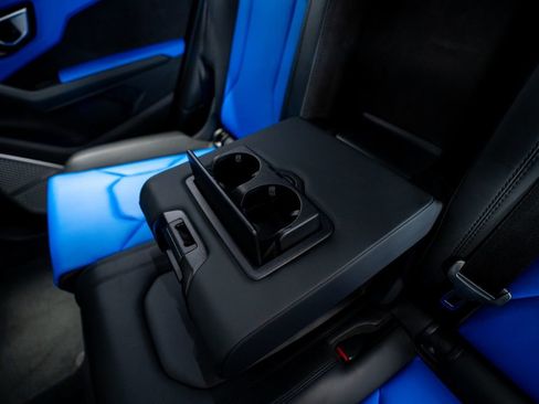 Used 2022 Lamborghini Urus AWD/4WD image 66